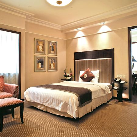 Howard Johnson Ginwa Plaza Hotel Сиань Экстерьер фото