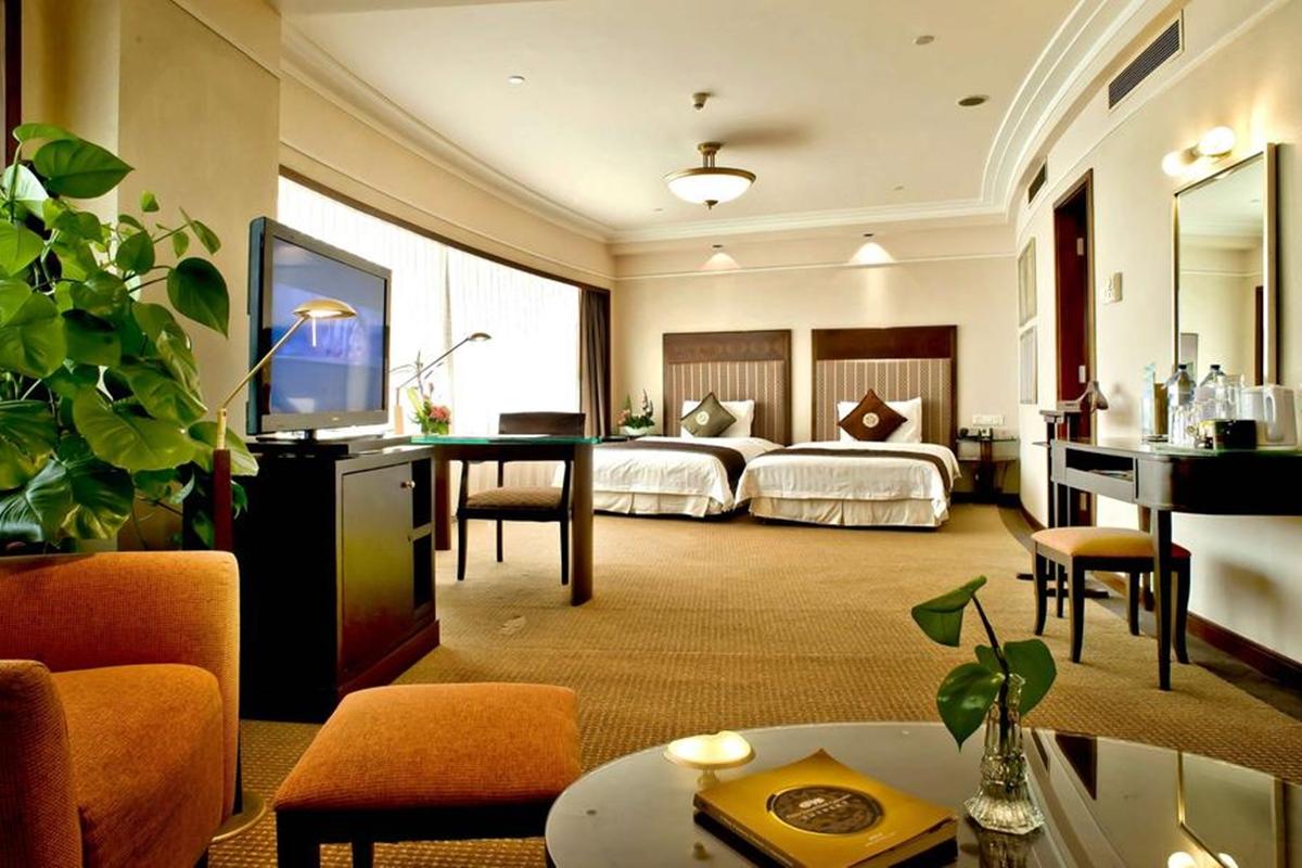 Howard Johnson Ginwa Plaza Hotel Сиань Экстерьер фото