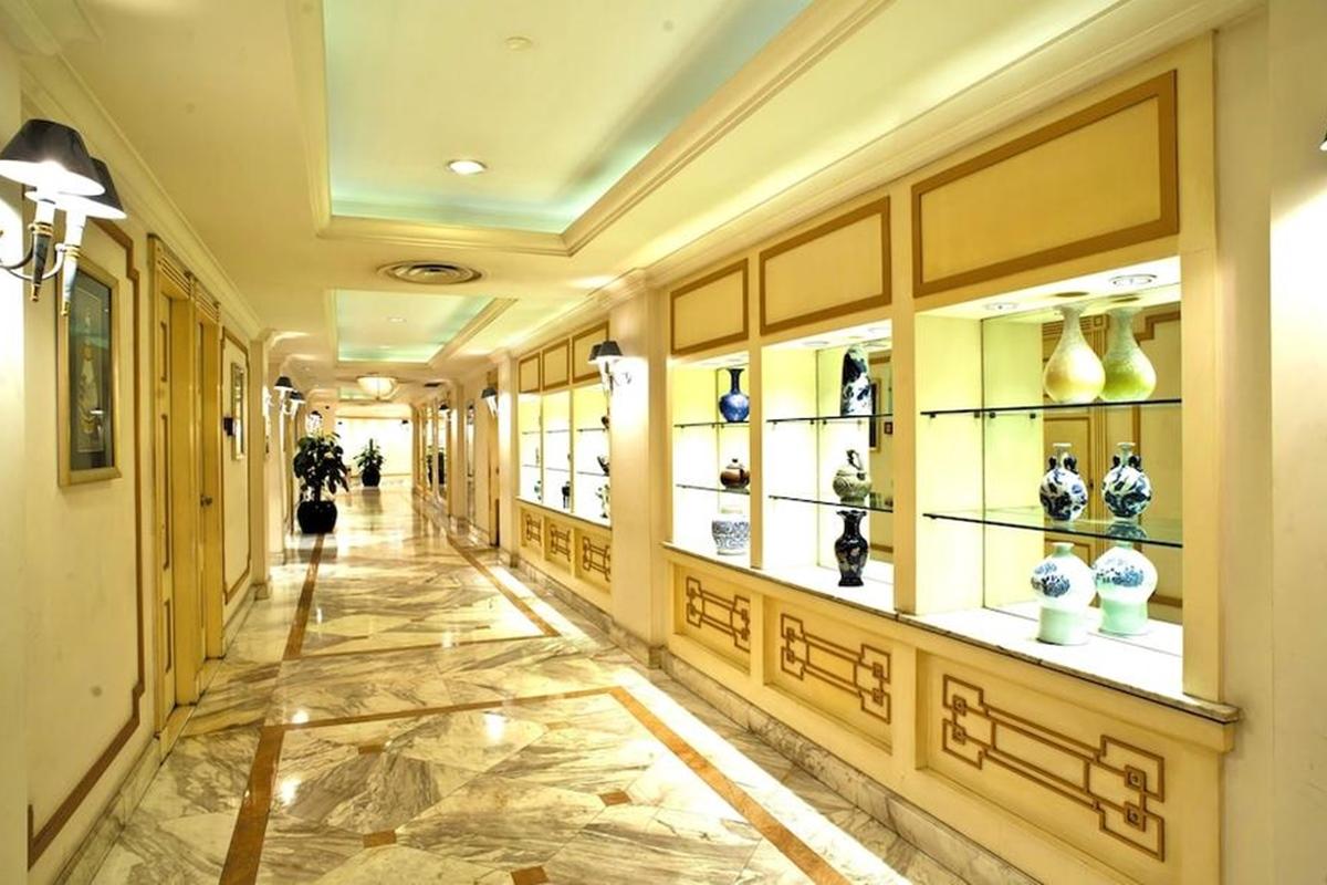 Howard Johnson Ginwa Plaza Hotel Сиань Экстерьер фото