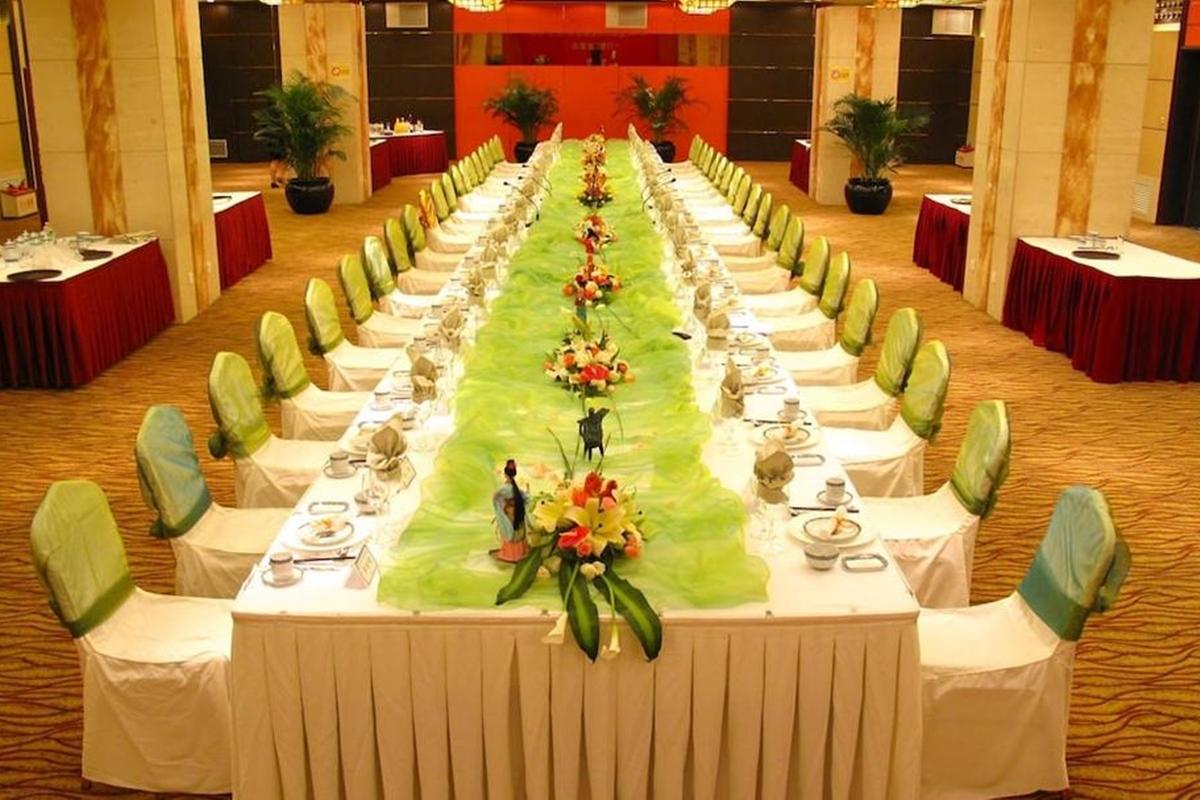 Howard Johnson Ginwa Plaza Hotel Сиань Экстерьер фото