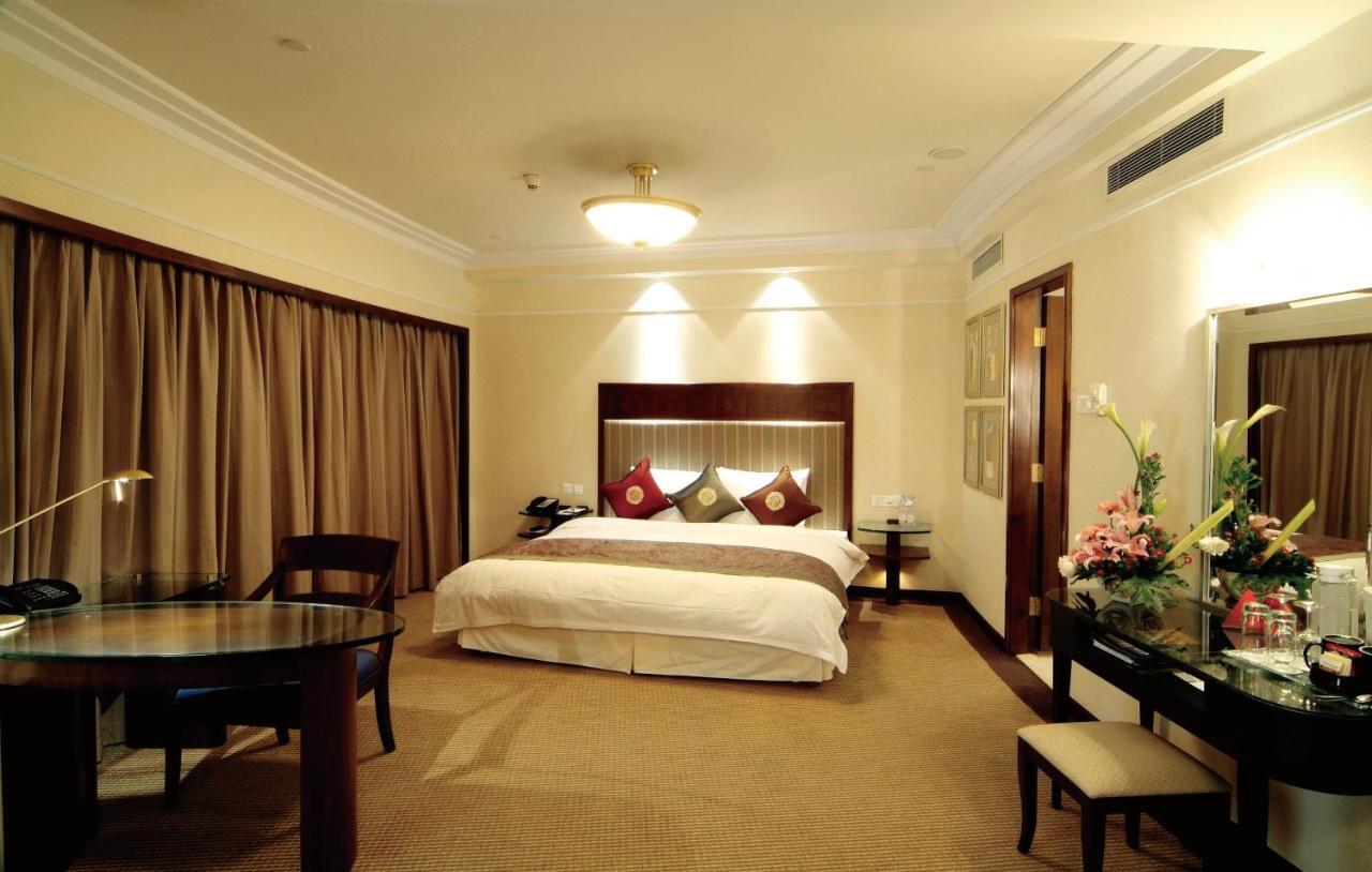 Howard Johnson Ginwa Plaza Hotel Сиань Экстерьер фото